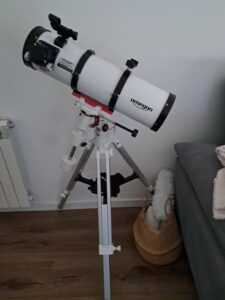 Telescopio Omegon 150/750 EQ-320 Advanced usado