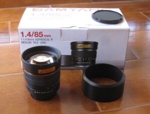 Samyang 85mm f/1.4 para Canon EF usada